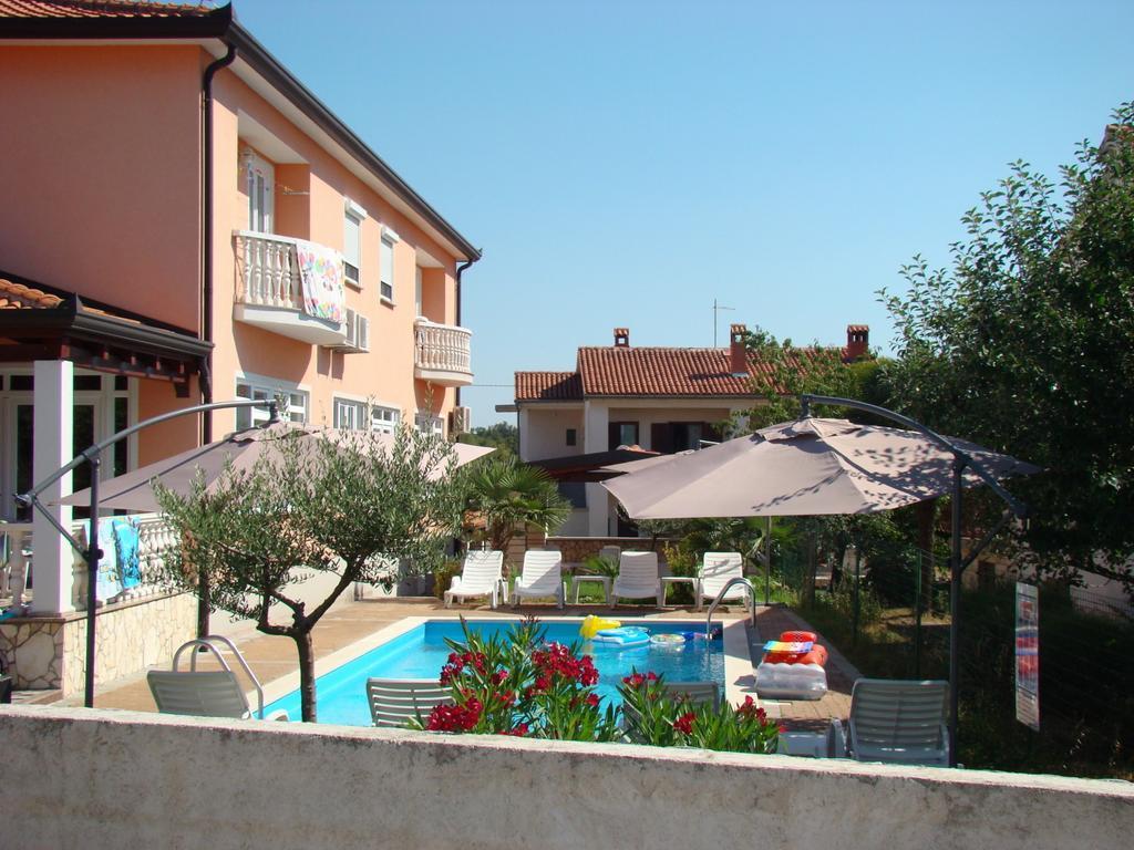 Apartments Kimm Porec Luaran gambar